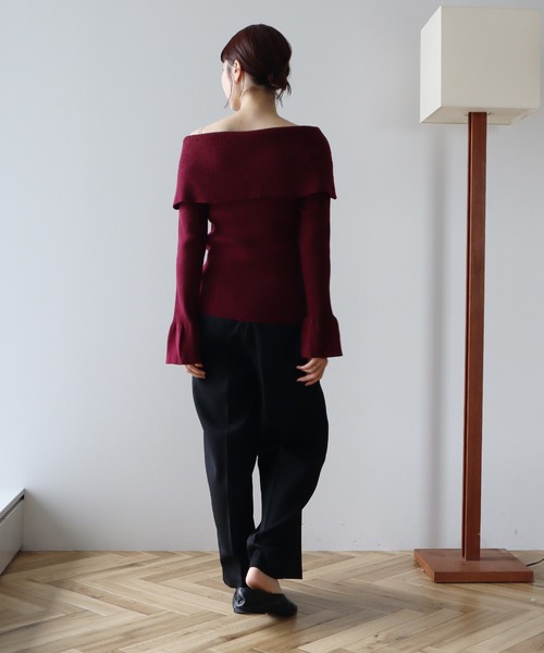 earth music&ecology（アースミュージックアンドエコロジー）の「2Wayオフショルニットプルオーバー（ニット/セーター・レディース・アイボリー/ブラック/杢グレー/レッド・FREE）」の15枚目の写真