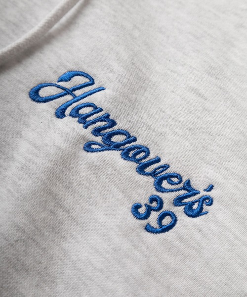 make a ray!（メイク ア レイ！）の「【MOJASH/モジャッシュ】おじさんキャラクター ＆ ドッグ サガラ刺繍 バックプリント刺繍 デザイン オーバーサイズ ジップパーカー/裏起毛（パーカー・メンズ・ブラック/アッシュグレー/ネイビー・M/L）」の7枚目の写真