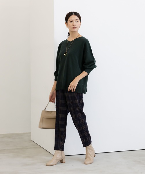 Elura（エルーラ）の「毛玉しらず2WAYニット/133699（ニット/セーター・レディース・グリーン系その他4/ネイビー/ホワイト/ダークネイビー/レッド/ブラウン系その他/ブラック・SMALL/MEDIUM/LARGE）」の17枚目の写真