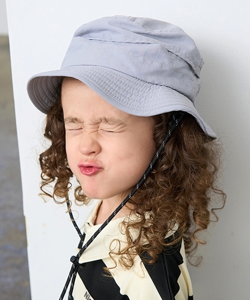 b・ROOM（ビールーム）の「【撥水加工】小さく収納できるハット（ハット・キッズ・ライトピンク/シルバーグレー/ライトカーキ/パープル/ベージュ/レッド/ブラック/レモンイエロー/ラベンダー/ブルー系その他2・54cm/52cm）」の3枚目の写真