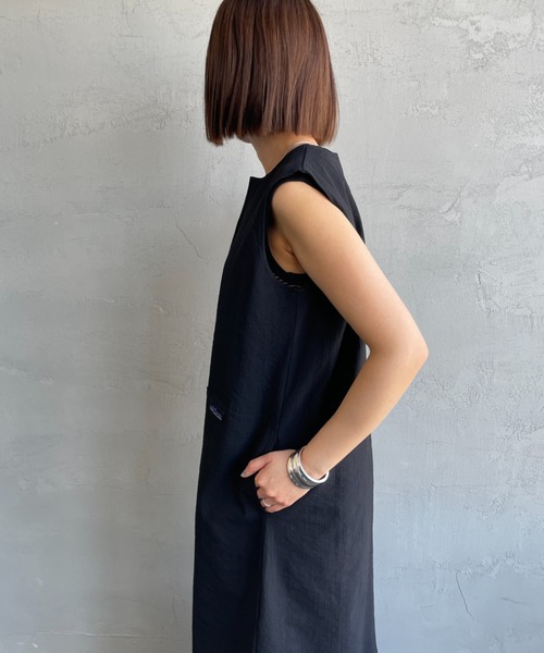 THOUSAND MILE（サウザンドマイル）の「【mina 7月号掲載】[THOUSAND MILE/サウザンド マイル] 別注 シアサッカーハーフジップ ノースリーブワンピース（ワンピース・レディース・ブラック/ベージュ/ネイビー・F）」の11枚目の写真