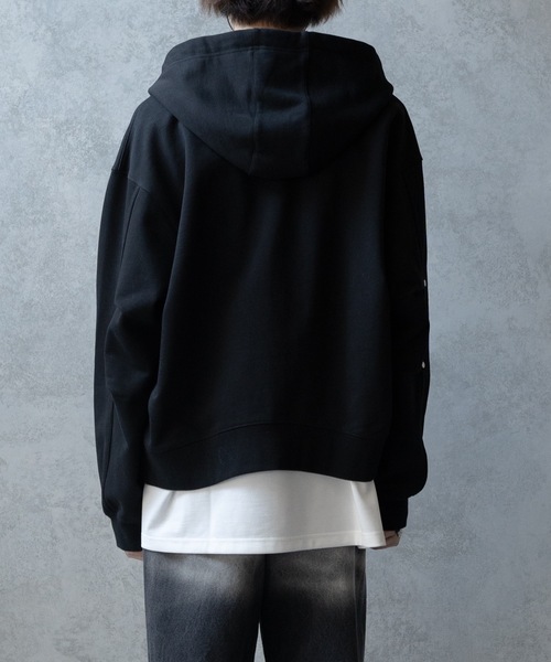 PHILTHEORY(フィルセオリー)の「Double knee zip parker/ダブルニージップパーカー(パーカー・メンズ・ブラック/ブルー/グレー・2/1/3)」の8枚目の写真