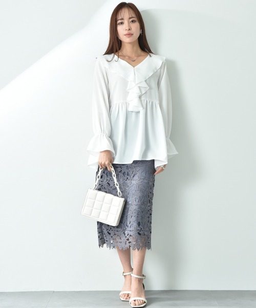 INTERPLANET（インタープラネット）の「ソフト麻調ラッフル衿ブラウス（シャツ/ブラウス・レディース・ブラック/ベージュ/オフホワイト・FREE）」の17枚目の写真