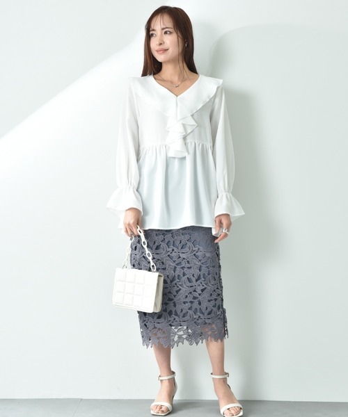 INTERPLANET（インタープラネット）の「ソフト麻調ラッフル衿ブラウス（シャツ/ブラウス・レディース・ブラック/ベージュ/オフホワイト・FREE）」の22枚目の写真