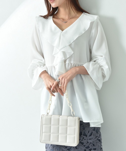 INTERPLANET（インタープラネット）の「ソフト麻調ラッフル衿ブラウス（シャツ/ブラウス・レディース・ブラック/ベージュ/オフホワイト・FREE）」の13枚目の写真