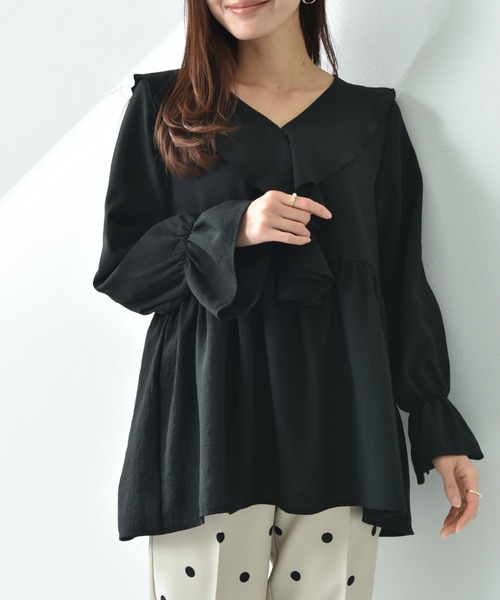 INTERPLANET（インタープラネット）の「ソフト麻調ラッフル衿ブラウス（シャツ/ブラウス・レディース・ブラック/ベージュ/オフホワイト・FREE）」の4枚目の写真