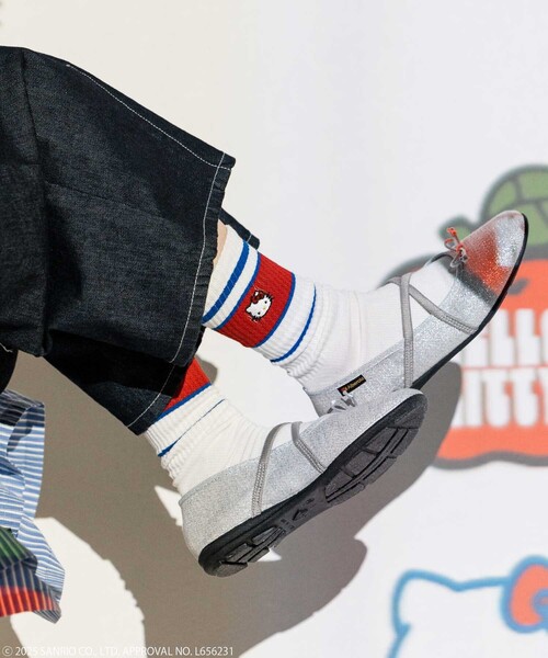 FREAK'S STORE（フリークスストア）の「SANRIO/サンリオ SANRIO 'HELLO KITTY' ラインソックス/ハローキティ 靴下（ソックス/靴下・レディース・オフホワイト・ONE SIZE）」の2枚目の写真