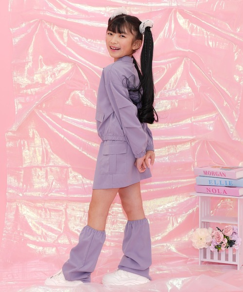 Bee des Bee(ビーデスビー)の「クロップド丈 ジップアップブルゾン(ブルゾン・キッズ・ブラック/ラベンダー/アイボリー/ピンク・110cm/100cm/120cm/130cm/140cm/150cm)」の16枚目の写真