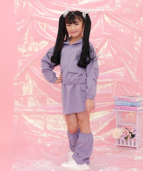 Bee des Bee(ビーデスビー)の「クロップド丈 ジップアップブルゾン(ブルゾン・キッズ・ブラック/ラベンダー/アイボリー/ピンク・110cm/100cm/120cm/130cm/140cm/150cm)」の18枚目の写真