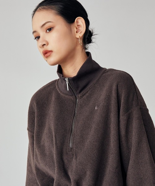 Nike オーバサイズ　ハイライズジョガー、クロップドトップス 24AW NIKE ナイキ オーバーサイズド ショートスリーブ