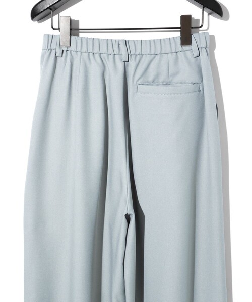 MIDIUMISOLID（ミディウミソリッド）の「MIDIUMISOLID for Ladies タックワイドテーパードパンツ（その他パンツ・レディース・ブラック/ライトグレー/アイボリー・FREE）」の22枚目の写真