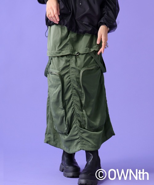 OWNth(オンス)の「3WAYミリタリースカート(スカート・レディース・ブラック/カーキ・ONESIZE)」の2枚目の写真