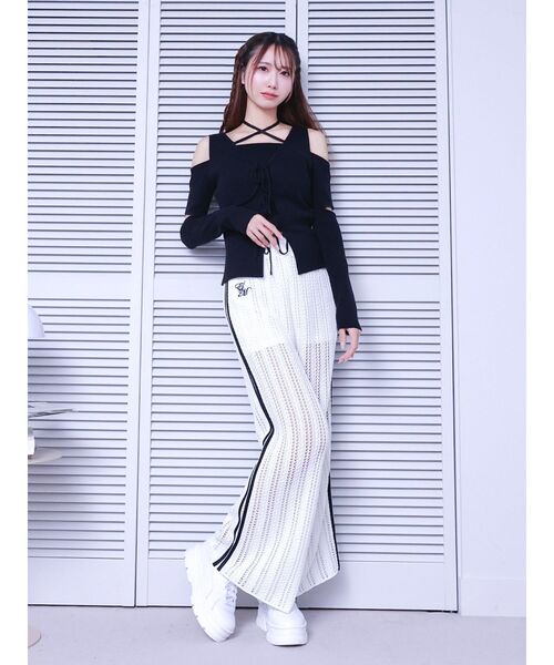 EATME(イートミー)の「リボンカットアウトリブニットアンサンブル(ニット/セーター・レディース・アイボリー/ブラック/ピンク・FREE)」の12枚目の写真