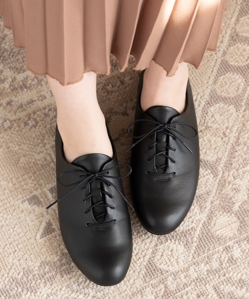 JELLY BEANS（ジェリービーンズ）の「ソフトレースアップフラットシューズ【Made in Japan】(113-51011)JELLY BEANS(ジェリービーンズ)（ドレスシューズ・レディース・ホワイト/ブラック/シルバー・24.5/24/23.5/23/22.5）」の18枚目の写真