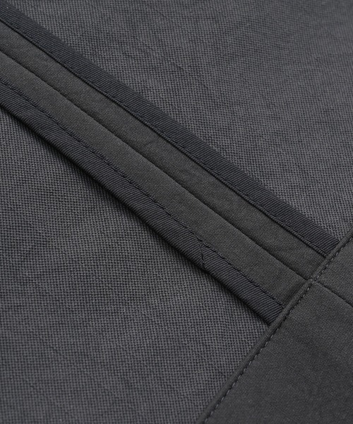 NEW BALANCE(ニューバランス)の「MET24 Women's Single Jacket(テーラードジャケット・レディース・ブラック/カーキブラウン・SMALL/LARGE/MEDIUM)」の12枚目の写真