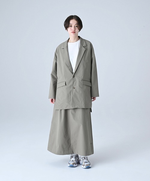 NEW BALANCE(ニューバランス)の「MET24 Women's Single Jacket(テーラードジャケット・レディース・ブラック/カーキブラウン・SMALL/LARGE/MEDIUM)」の18枚目の写真