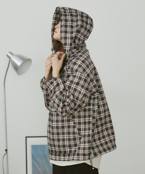 MERLOT（メルロー）の「チェックアノラックパーカー/裾ドローコード