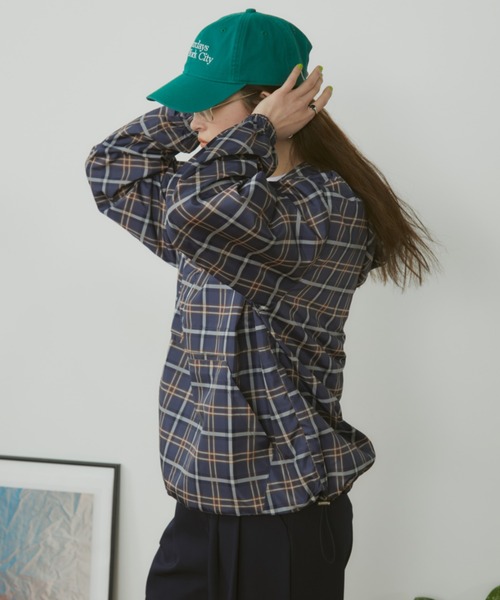 MERLOT（メルロー）の「チェックアノラックパーカー/裾ドローコード付き（パーカー・レディース・ブラウン/ネイビー・FREE）」の21枚目の写真