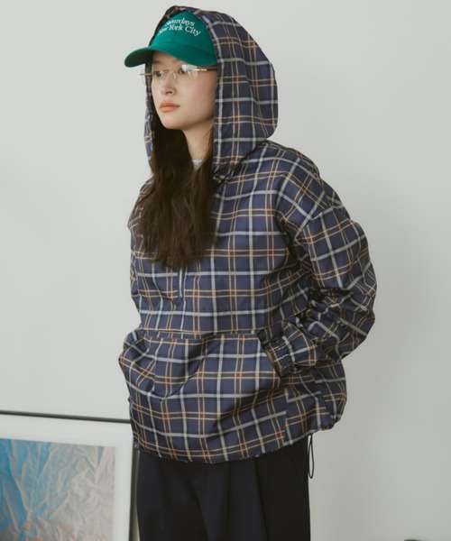 MERLOT（メルロー）の「チェックアノラックパーカー/裾ドローコード
