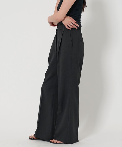 EMMEL REFINES（エメルリファインズ）の「＜EMMEL REFINES＞EM リネンライク センタープレス パンツ（スラックス・レディース・ブラック/ベージュ・XS/S/M）」の3枚目の写真