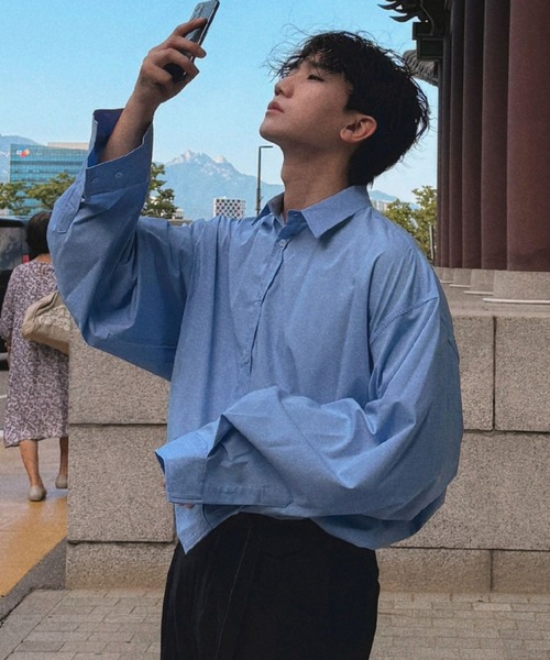 ASCLO（エジュクロ）の「ASCLO／オーバーフィットシャツ（シャツ/ブラウス・メンズ・ブルー/ブラック/ホワイト/ブラウン・FREE）」の4枚目の写真