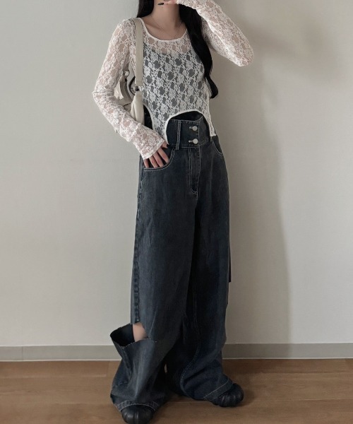 nemne store(ネンネストア)の「《Delfy》ウェスト折り返しサイドスリットデニム(デニムパンツ・レディース・ブラック系/サックスブルー系・SMALL/MEDIUM)」の7枚目の写真