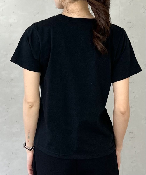 Per sist ence(パーシエンス)の「天竺フラワー刺繍コンパクトTシャツ(Tシャツ/カットソー・レディース・ブラック/オフホワイト/杢グレー・FREE)」の17枚目の写真
