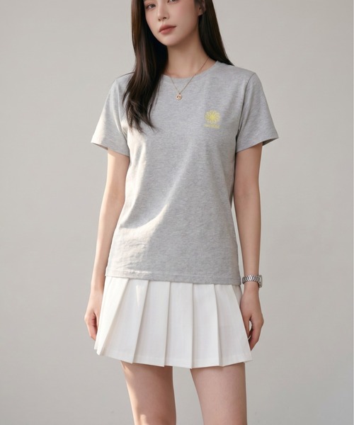 Per sist ence(パーシエンス)の「天竺フラワー刺繍コンパクトTシャツ(Tシャツ/カットソー・レディース・ブラック/オフホワイト/杢グレー・FREE)」の20枚目の写真