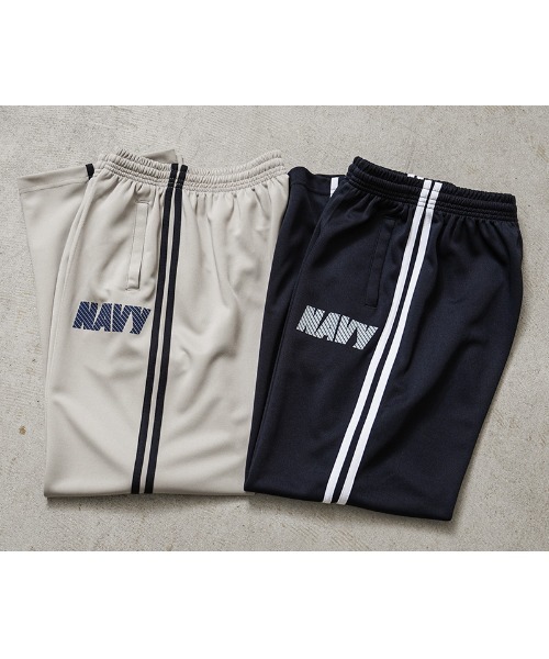 WAIPER.inc（ワイパーインク）の「USNA（アメリカ海軍兵学校）オフィシャルライセンス USNA-021 サイドライン トラックパンツ NAVYプリント（その他パンツ・メンズ・ネイビー/グレー・M/L/XL）」の4枚目の写真