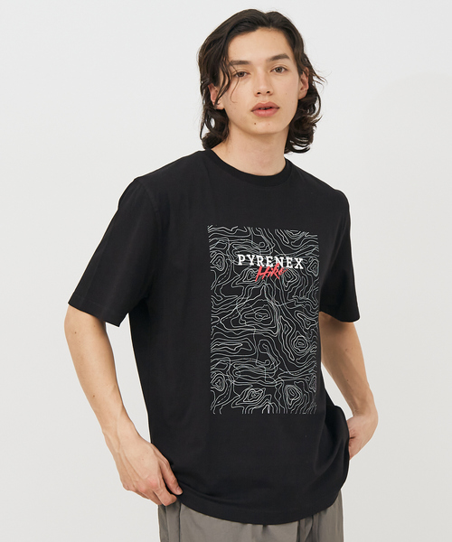Pyrenex(ピレネックス)の「【PYRENEX / ピレネックス】PYRENEX HUX022 PIKE/Tシャツ【WEB限定】(Tシャツ/カットソー・メンズ・ブラック/ホワイト・M/S/L)」の1枚目の写真