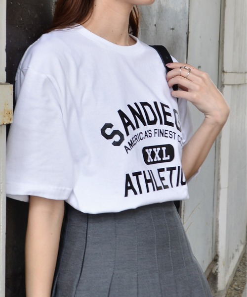 spiritoso(スピリトーゾ)の「【spiritoso】カレッジプリントTシャツ(SANDIEGO)(Tシャツ/カットソー・レディース・ネイビー/ホワイト系その他/ホワイト系その他2/チャコールグレー・MEDIUM/LARGE)」の11枚目の写真