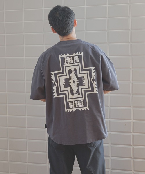 PENDLETON(ペンドルトン)の「【PENDLETON(ペンドルトン)】別注SOLOTEX半袖Tシャツ25SS(Tシャツ/カットソー・メンズ・オフホワイト/グレー系その他/グリーン/チャコール/グレー/アイボリー・MEDIUM/LARGE)」の3枚目の写真