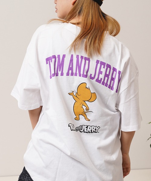 Tom&Jerry(トムアンドジェリー)の「【トムとジェリー】アソートデザイン Tシャツ / TOM&JERRY S/S Tee(Tシャツ/カットソー・レディース・ホワイト系2/ネイビー系2/グリーン系1/ホワイト系1/ブラック系4/グリーン系3/ホワイト系3/ホワイト系4/ブラック系1/ネイビー系4/グレー系3/グレー系2・L/M)」の3枚目の写真