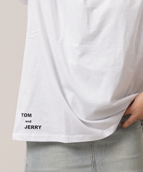 Tom&Jerry(トムアンドジェリー)の「【トムとジェリー】アソートデザイン Tシャツ / TOM&JERRY S/S Tee(Tシャツ/カットソー・レディース・ホワイト系2/ネイビー系2/グリーン系1/ホワイト系1/ブラック系4/グリーン系3/ホワイト系3/ホワイト系4/ブラック系1/ネイビー系4/グレー系3/グレー系2・L/M)」の18枚目の写真