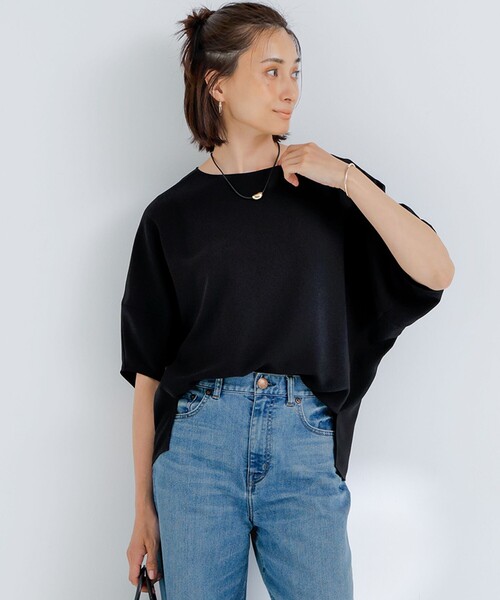 23区(ニジュウサンク)の「【吸水速乾/UVカット/接触冷感】ストレッチジョーゼット ランタンスリーブ カットソー(Tシャツ/カットソー・レディース・ネイビー系/ベージュ系/ダークグリーン系/ブラック系・38)」の1枚目の写真