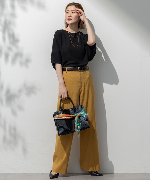 23区(ニジュウサンク)の「【吸水速乾/UVカット/接触冷感】ストレッチジョーゼット ランタンスリーブ カットソー(Tシャツ/カットソー・レディース・ネイビー系/ベージュ系/ダークグリーン系/ブラック系・38)」の19枚目の写真