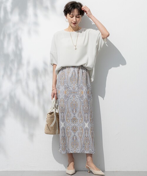 23区(ニジュウサンク)の「【吸水速乾/UVカット/接触冷感】ストレッチジョーゼット ランタンスリーブ カットソー(Tシャツ/カットソー・レディース・ネイビー系/ベージュ系/ダークグリーン系/ブラック系・38)」の20枚目の写真