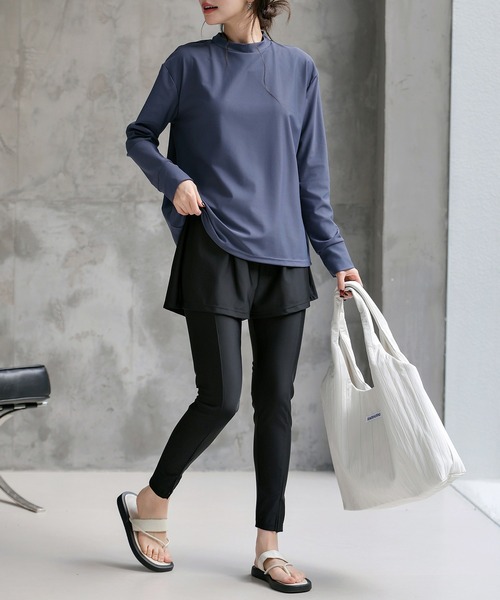 TeddyShop(テディショップ)の「【紫外線カット99.9%】レディース水着 水陸両用で紫外線も体型もカバーできる。2WAY長袖プチハイネックパッド付きラッシュガード+レギンス+ショーツ 3点セット(水着・レディース・ブルー系その他/グリーン/モカ/ベージュ・LL/S/M/L)」の4枚目の写真