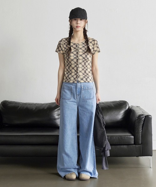 UNE MANSION（ユヌマンション）の「【低身長 / 高身長用 サイズ＆丈が選べるカラーパンツ】【 3color ／ ３size／ 2lengths 】【 足長効果あり】カットオフフロントアウトポケットセミストレートデニム（デニムパンツ・レディース・ブルー/ブラック/ライトブルー・S-Short/S-Long/M-Short/M-Long/L-Short/L-Long）」の17枚目の写真