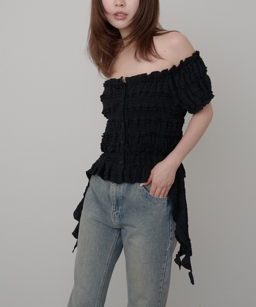 RAY CASSIN(レイカズン)の「サイドフリルオフショルT(Tシャツ/カットソー・レディース・ホワイト/ベージュ/ブラック/ピンクベージュ・FREE)」の12枚目の写真