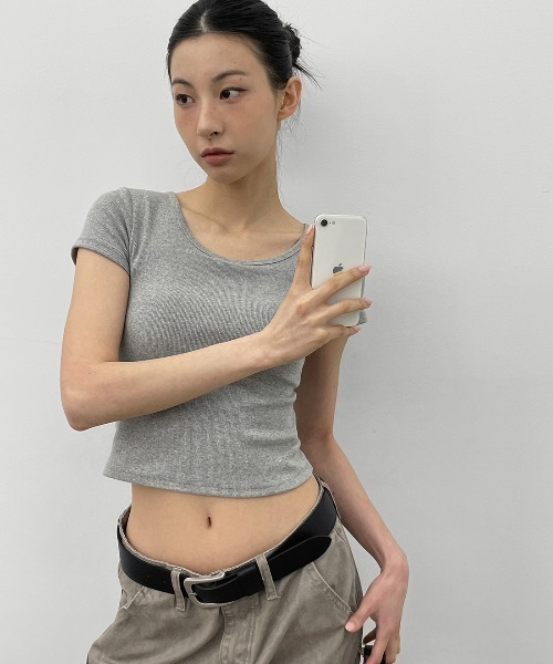 BLACKUP（ブラックアップ）の「[MADE] イージーベーシックUネック半袖Tシャツ(カップ付き)（Tシャツ/カットソー・レディース・ブラック/アイボリー/グレー・MEDIUM/SMALL）」の11枚目の写真