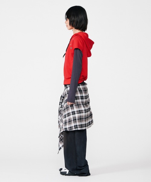 BEEDEN（ビーデン）の「GROMMET ZIPUP HOODIE 2P（パーカー・レディース・レッド/グレー・FREE）」の13枚目の写真