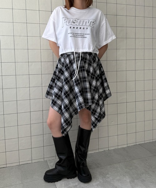 WOND(ウォンド)の「WOND/ドロストロゴショートT(Tシャツ/カットソー・レディース・ブラック/ホワイト/レッド・FREE)」の4枚目の写真