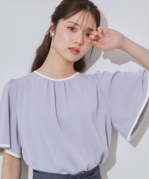 couture brooch（クチュールブローチ）の「【きれいめ・二の腕カバー・通勤】配色フレア2WAYブラウス（シャツ/ブラウス・レディース・ネイビー/オフホワイト/ライトグレー・36/40/38/42）」の17枚目の写真