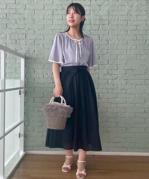 couture brooch（クチュールブローチ）の「【きれいめ・二の腕カバー・通勤】配色フレア2WAYブラウス（シャツ/ブラウス・レディース・ネイビー/オフホワイト/ライトグレー・36/40/38/42）」の18枚目の写真