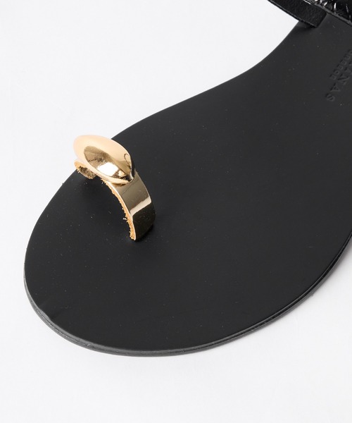 NICOLAS LAINAS（ニコラスライナス）の「【NICOLAS LAINAS】メタルモチーフトングフラットサンダル（サンダル・レディース・ブラウン/ブラック・37/38）」の16枚目の写真