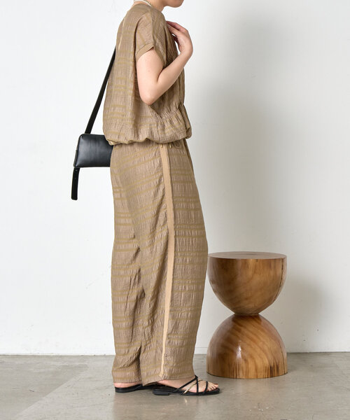 Jena espace merveilleux（ジェナ　エスパスメルヴェイユ）の「【セットアップ可能】シャーリングボーダーパンツ（その他パンツ・レディース・ベージュ/ブラック・FREE）」の13枚目の写真