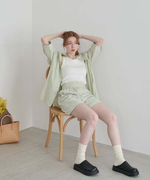 Crisp（クリスプ）の「ラウンドスライドローファー（ローファー・レディース・ブラック/アイボリー・37/38/39/36）」の4枚目の写真