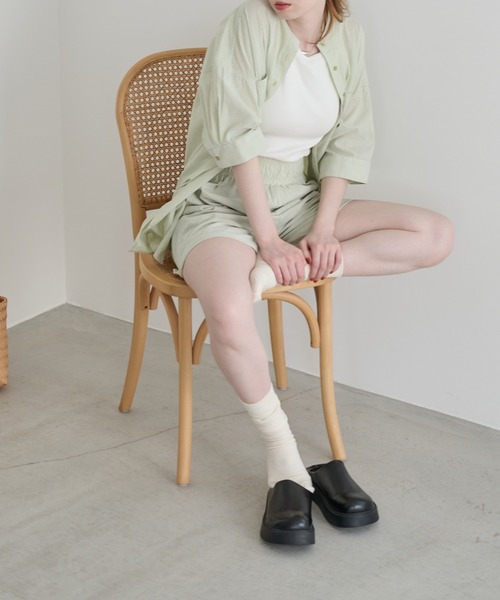 Crisp（クリスプ）の「ラウンドスライドローファー（ローファー・レディース・ブラック/アイボリー・37/38/39/36）」の5枚目の写真