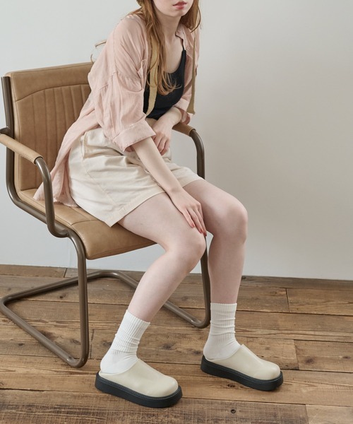 Crisp（クリスプ）の「ラウンドスライドローファー（ローファー・レディース・ブラック/アイボリー・37/38/39/36）」の9枚目の写真